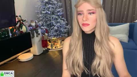 anjalin_sososok online show from 12.21.25