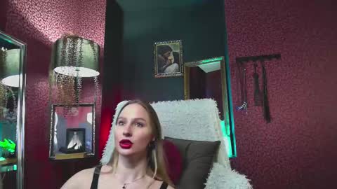 Snapshot of ann__levine chatting on 09.27.25 Ann online show from 09.27.25