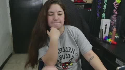 Snapshot of ann_cohen chatting on 04.23.26 Only fans online show from 04.23.26