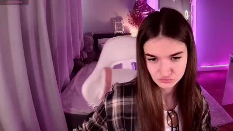 ann_woood online show from 03.04.26