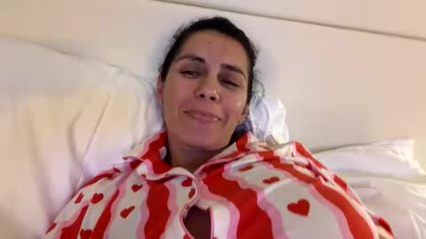 Snapshot of anna___25 chatting on 05.28.26 Anna online show from 05.28.26