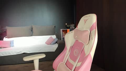 AnnaThe next stream is tomorrow online show from 02.14.25