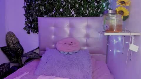 ANNA online show from 12.04.25