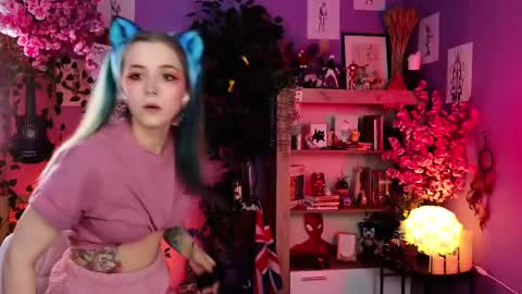 Violett online show from 03.04.25