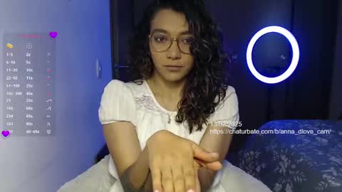 Anna online show from 02.14.25