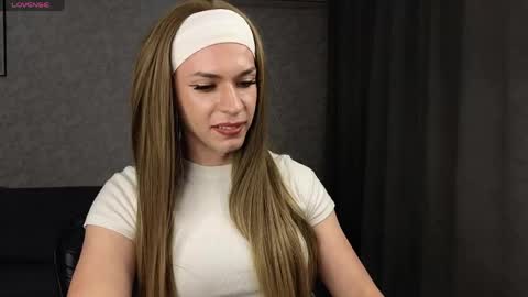 Anna online show from 05.12.26