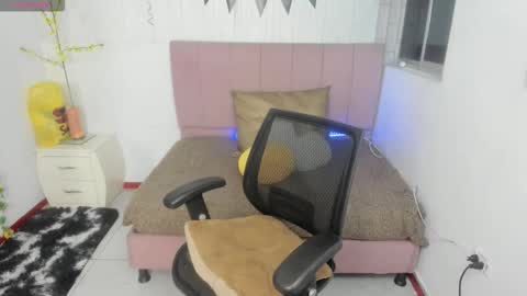 ANNA online show from 10.15.25