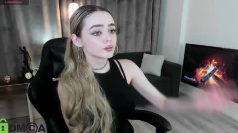 Anna online show from 12.11.24