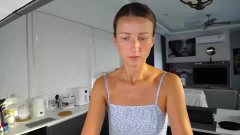 Anna Shine online show from 02.23.26