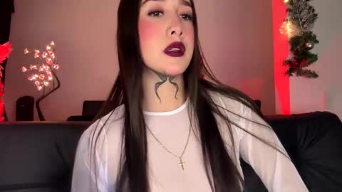 annaa__ online show from 12.23.24