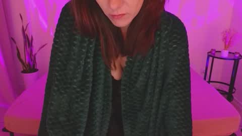 Snapshot of annaabels chatting on 10.13.25 annaabels online show from 10.13.25