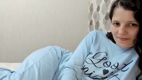 annaahcharm online show from 02.20.25