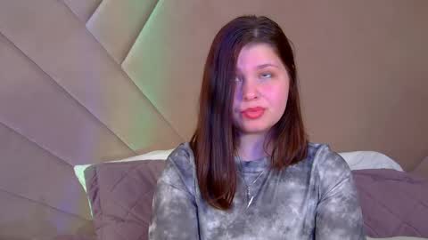 AnnaBanksy online show from 05.14.26