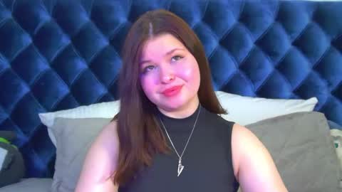 AnnaBanksy online show from 05.17.26
