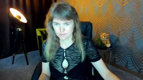 Snapshot of annabel_xxx chatting on 07.26.26 Annabel online show from 07.26.26