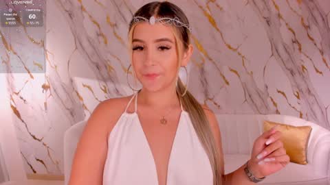 Anna Brooks  online show from 02.05.25