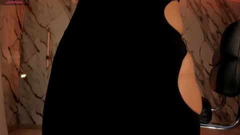 Anna Brooks  online show from 02.28.25