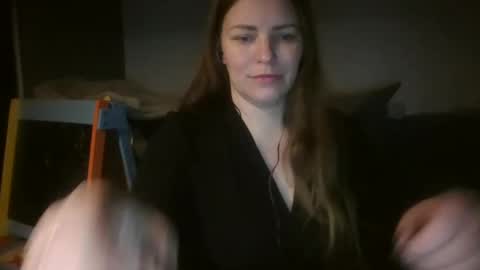 annadiamond1 online show from 12.13.24