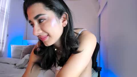 Snapshot of annadu011 chatting on 02.11.25 Annadu011 online show from 02.11.25