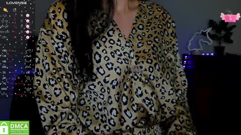 Snapshot of annakillian_kiss chatting on 02.08.25 Anna online show from 02.08.25