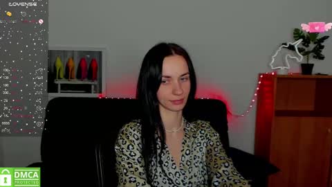 Snapshot of annakillian_kiss chatting on 03.08.25 Anna online show from 03.08.25