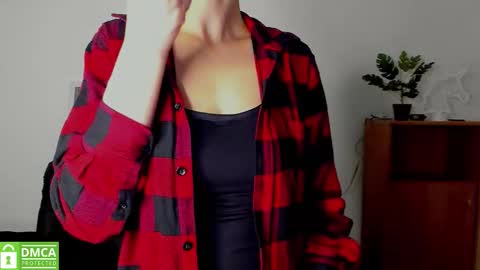 Snapshot of annakillian_kiss chatting on 11.20.25 Anna online show from 11.20.25