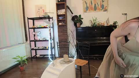 Annie   follow my onlyfans - 50 off  online show from 03.25.26