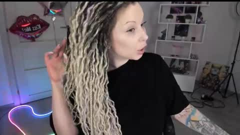 Anna online show from 02.27.26