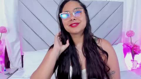 Anna online show from 01.11.25