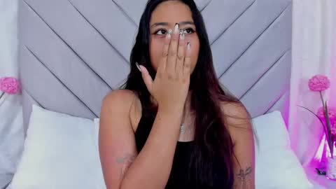 Anna online show from 01.15.25