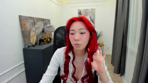 Anna online show from 05.13.26