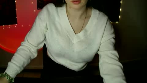 Bella online show from 09.28.25