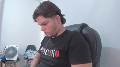 Anndy Hardy online show from 01.12.25