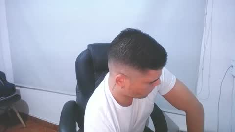 Anndy Hardy online show from 02.24.25