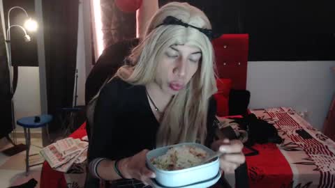 Anne online show from 10.11.25