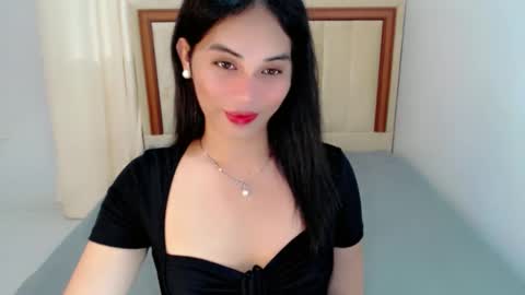 Snapshot of anne_levine chatting on 09.16.25 SWEET ANNE online show from 09.16.25