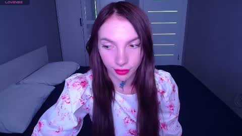 Snapshot of annetenet chatting on 07.22.26 Annet online show from 07.22.26