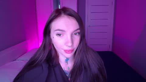 Snapshot of annetenet chatting on 07.30.26 Annet online show from 07.30.26