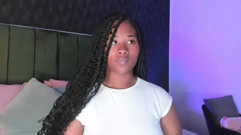 Snapshot of anneth__m chatting on 12.06.24 Anneth online show from 12.06.24