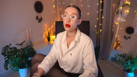  Anna  online show from 10.09.25