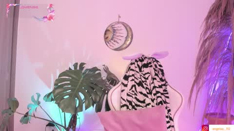 Snapshot of anngel_1 chatting on 11.16.25 Angel online show from 11.16.25