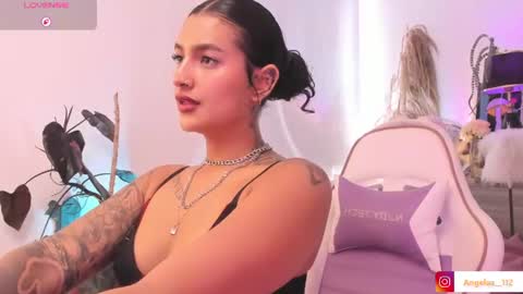 Snapshot of anngel_1 chatting on 06.25.26 Angel online show from 06.25.26