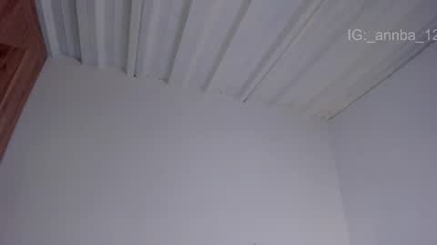 annie_barozzi online show from 02.09.26