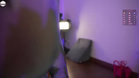 Annie online show from 03.29.26