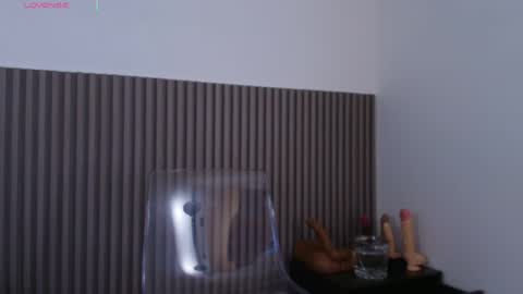 Annie online show from 04.11.26