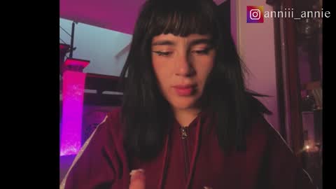 JEANNE no olvides seguirme dont forget follow me  uu online show from 10.06.25