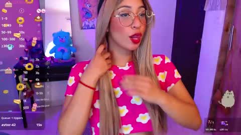 AnnieBlu3 online show from 02.05.26