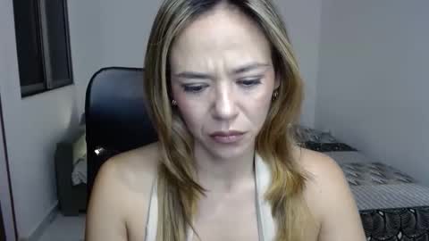 Snapshot of anniecervantez chatting on 05.31.26 Annie online show from 05.31.26