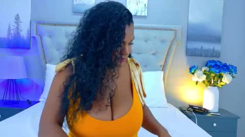 Annie Leigt online show from 02.09.26