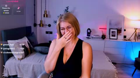 Annie online show from 06.27.26